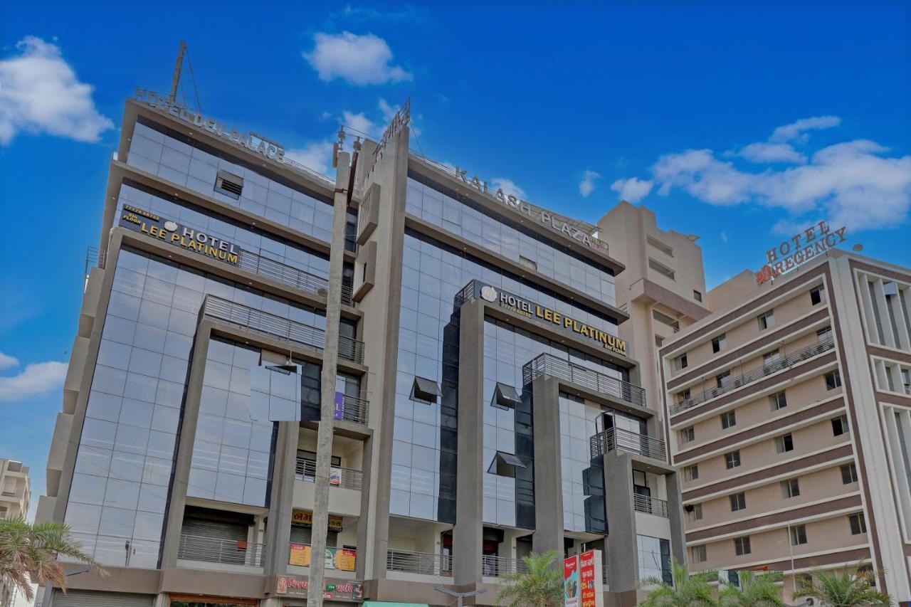 Hotel Lee Platinum Ahmadabad Zewnętrze zdjęcie