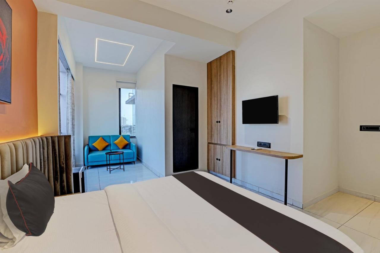 Hotel Lee Platinum Ahmadabad Zewnętrze zdjęcie
